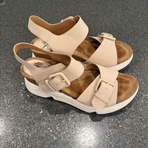 Sofft Womens Size 7 Castello Tapioca Grey Leather Sporty Shoes Sandals